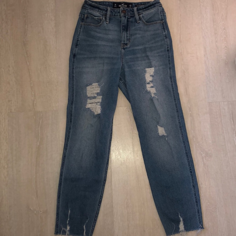 Denim Ultra High-Rise Mom Jean